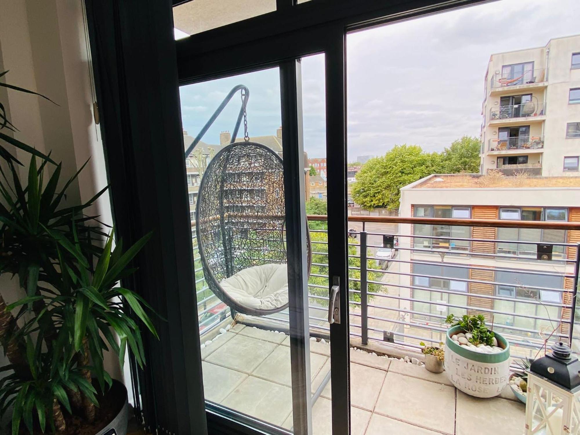Cosy 1 Bedroom Apartment With Balcony Near Chiswick London Exterior photo